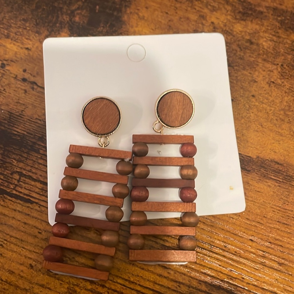 Godosa Vintage Wooden Earring Unique Fruit Earrings for Women Earring Accessorie